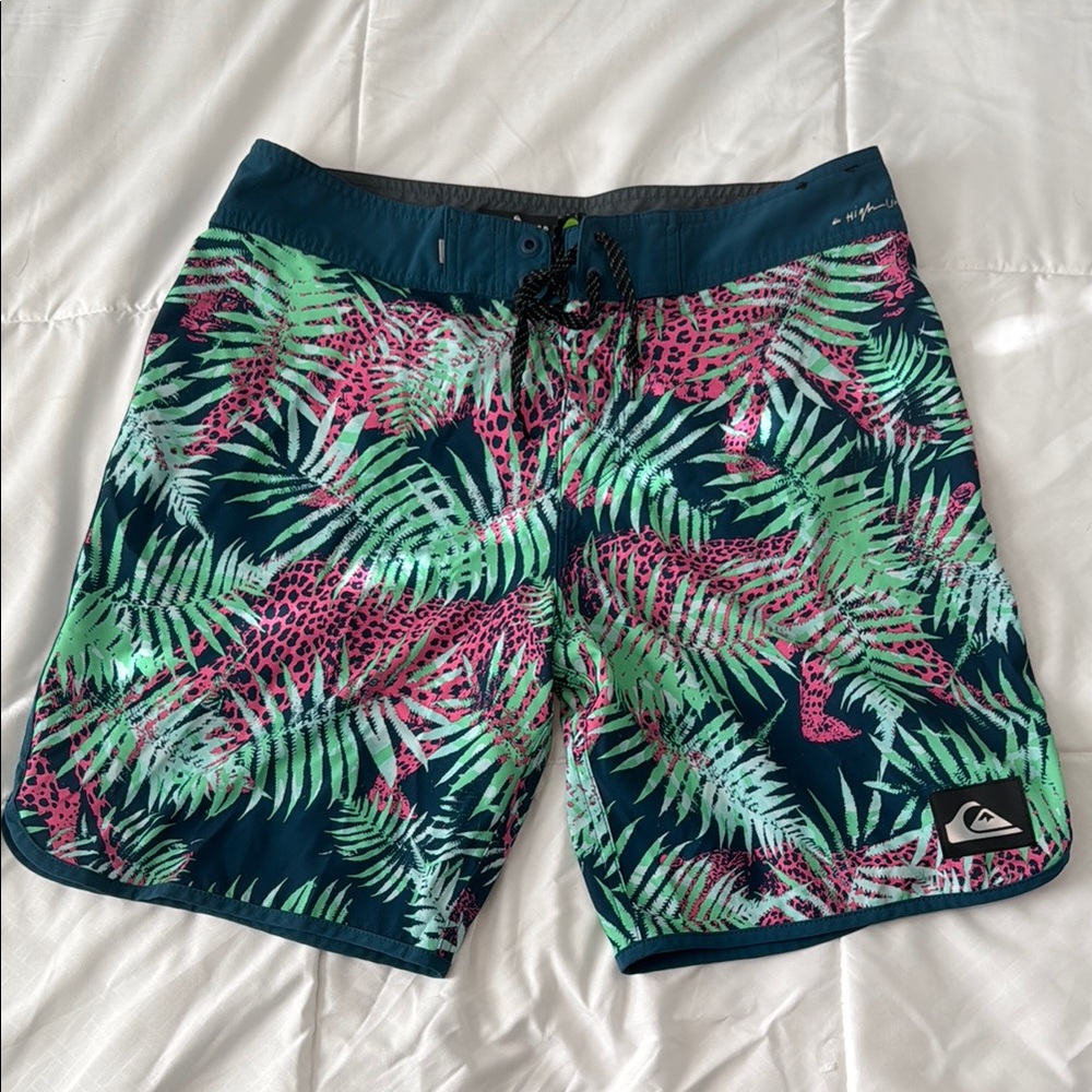 Quiksilver Leaf Pattern Board Shorts